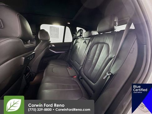 Used 2022 BMW X5 xDrive40i w/ M Sport Package image 28