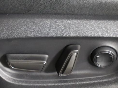 Used 2023 Subaru Solterra AWD image 22