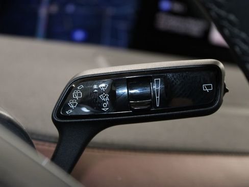 Used 2025 Lincoln Navigator Reserve image 46