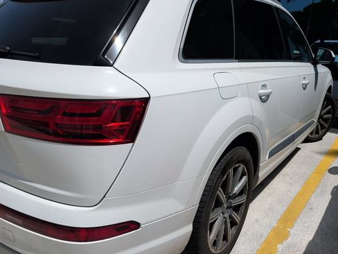 Used 2019 Audi Q7 3.0T Prestige w/ Prestige Package AWD/4WD image 6