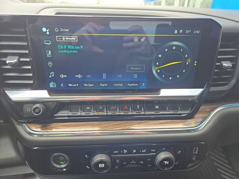 Certified 2023 Chevrolet Silverado 1500 LT image 11