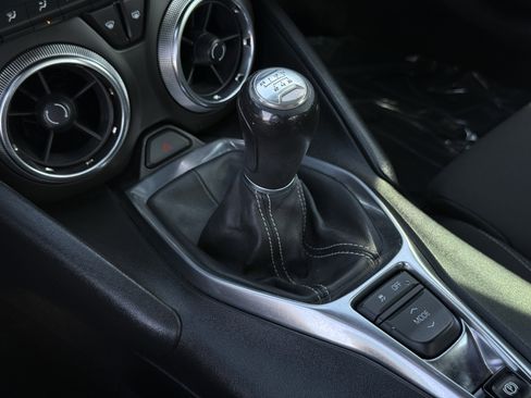 Used 2019 Chevrolet Camaro LT RWD image 24