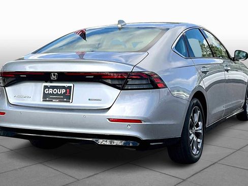 Used 2025 Honda Accord EX-L image 12
