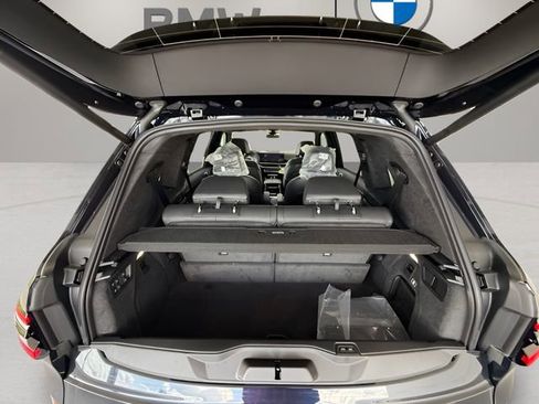Used 2026 BMW X7 xDrive40i w/ M Sport Package image 27