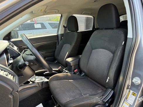 Used 2017 Mitsubishi Outlander Sport ES image 13