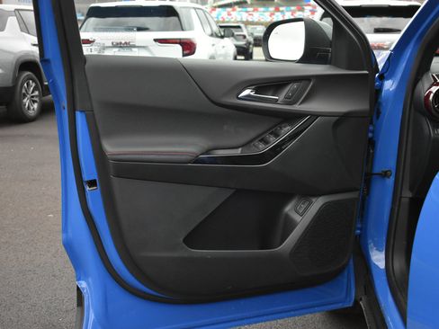 New 2026 Chevrolet Equinox RS w/ LPO, Floor Liner Package image 12