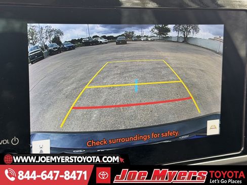 Used 2025 Toyota Camry LE image 19