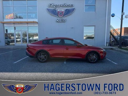 Used 2025 Kia K4 FWD image 1