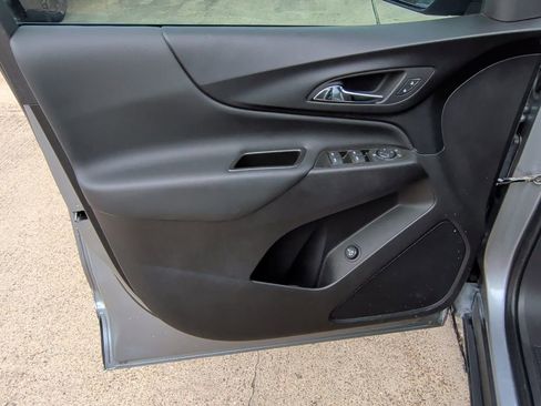 Used 2024 Chevrolet Equinox LT w/ LPO, Floor Liner Package image 10