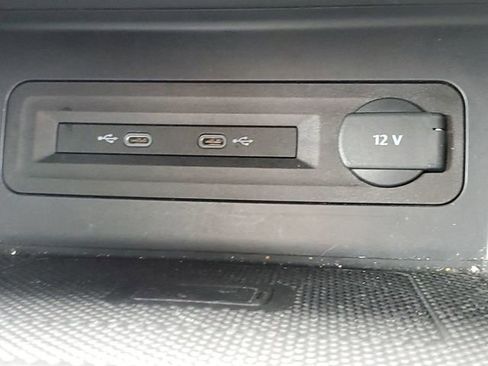 Used 2022 Volkswagen Atlas SEL Premium image 35