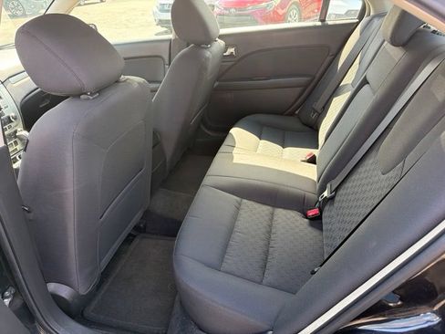 Used 2011 Ford Fusion SE w/ 202A Rapid Spec Order Code FWD image 10