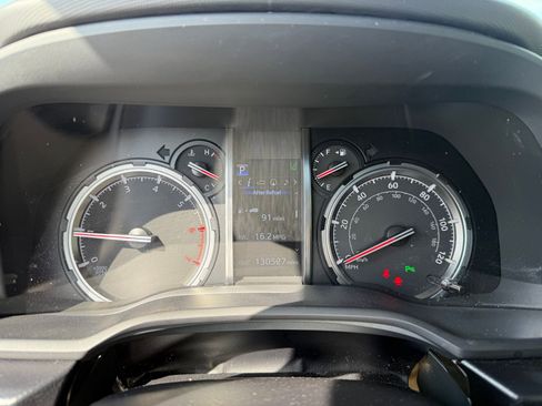 Used 2020 Toyota 4Runner Nightshade image 14