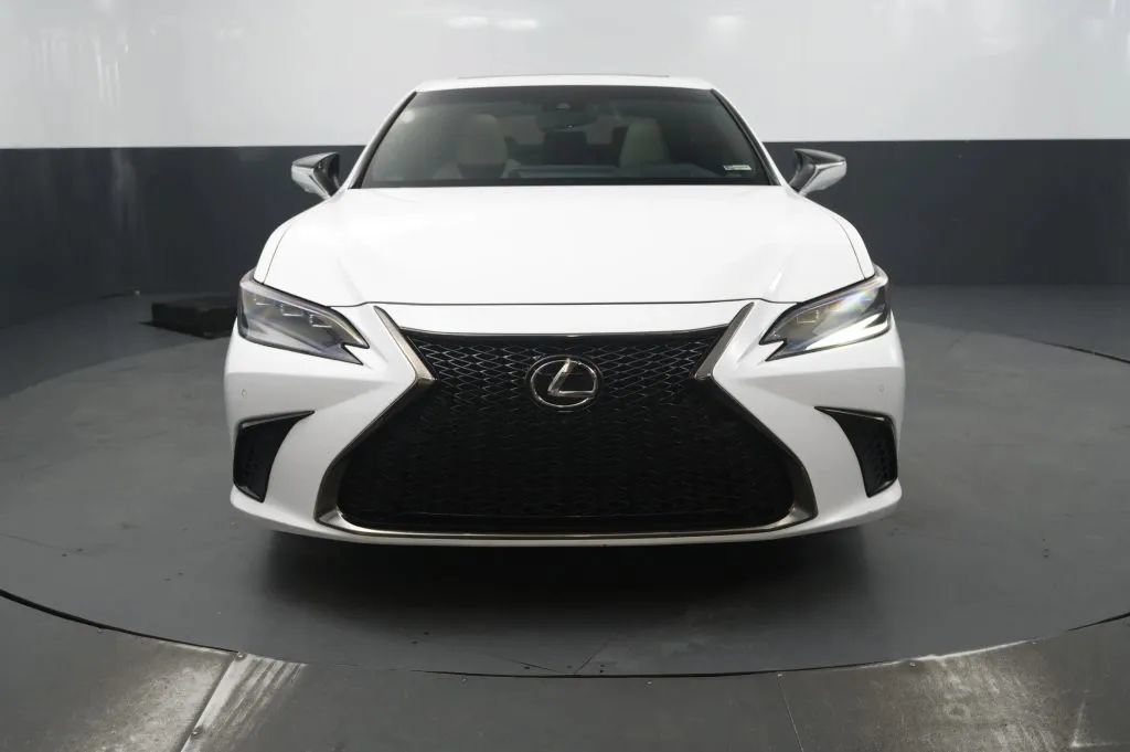 Used 2024 Lexus ES 350 F Sport w/ Accessory Package (Z2) FWD image 8