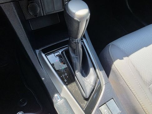 Used 2016 Toyota Corolla LE FWD image 24