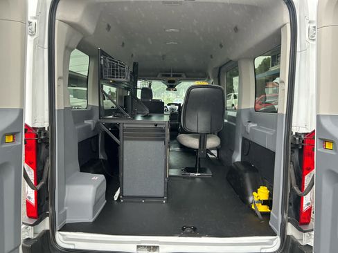 Used 2019 Ford Transit 150 XLT RWD image 23
