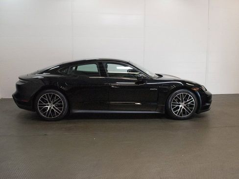 Used 2025 Porsche Taycan AWD/4WD image 9