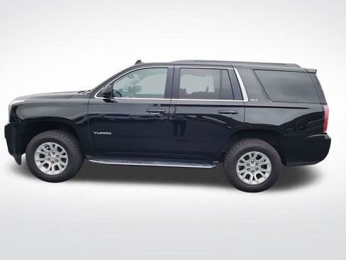 Used 2020 GMC Yukon SLT image 2