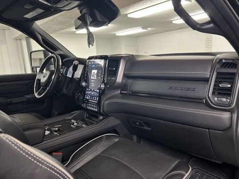 Used 2024 RAM 2500 Limited AWD/4WD image 30