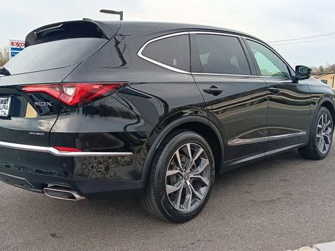 Used 2023 Acura MDX SH-AWD w/ Technology Package image 5