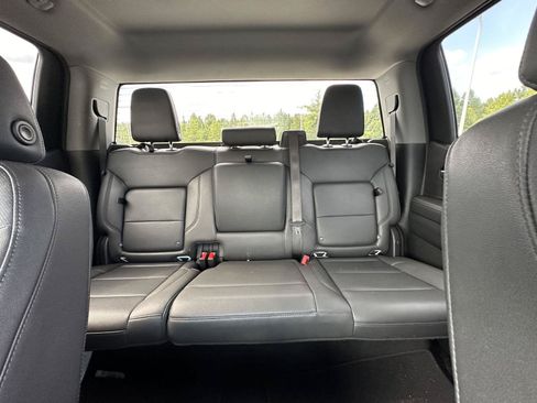 Used 2025 GMC Sierra 1500 SLT AWD/4WD image 13