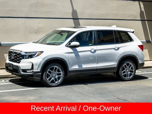 Used 2023 Honda Passport EX-L image 3