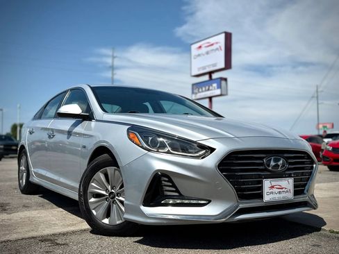 Used 2019 Hyundai Sonata SE FWD image 1