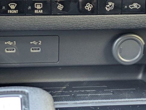 New 2026 Mitsubishi Outlander ES image 22