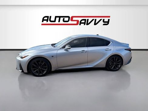 Used 2025 Lexus IS 300 F Sport RWD image 4