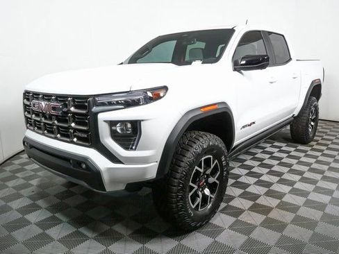 New 2025 GMC Canyon AT4 w/ AT4X Package image 30