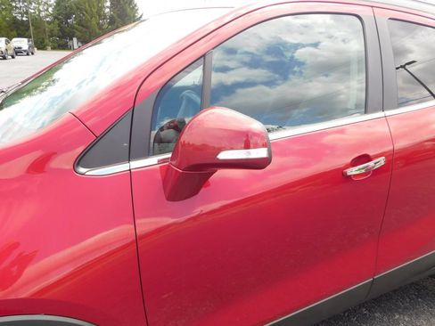 Used 2015 Buick Encore Convenience FWD image 11
