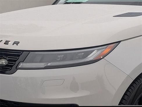 Used 2024 Land Rover Range Rover Sport Dynamic SE image 10