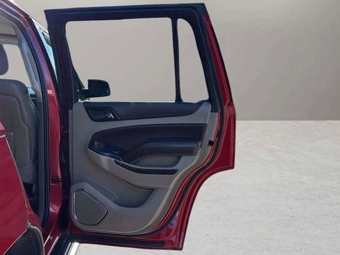 Used 2015 Chevrolet Tahoe LT image 22