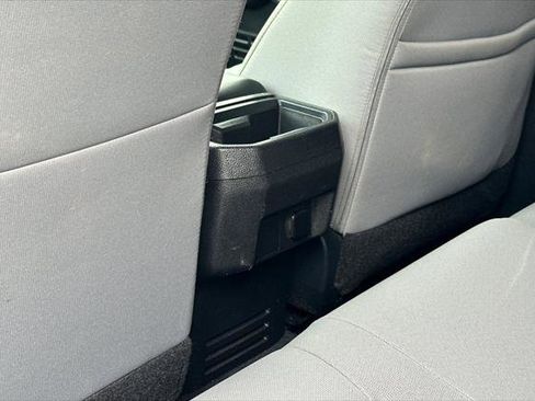 Certified 2025 Toyota Tacoma SR5 AWD/4WD image 14