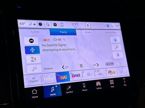 New 2025 Jeep Grand Cherokee Summit image 17