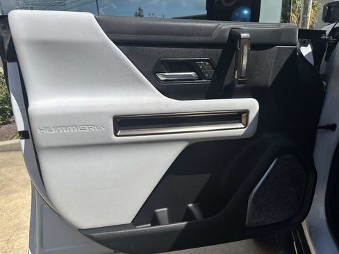 Used 2022 GMC Hummer EV Edition 1 AWD/4WD image 17