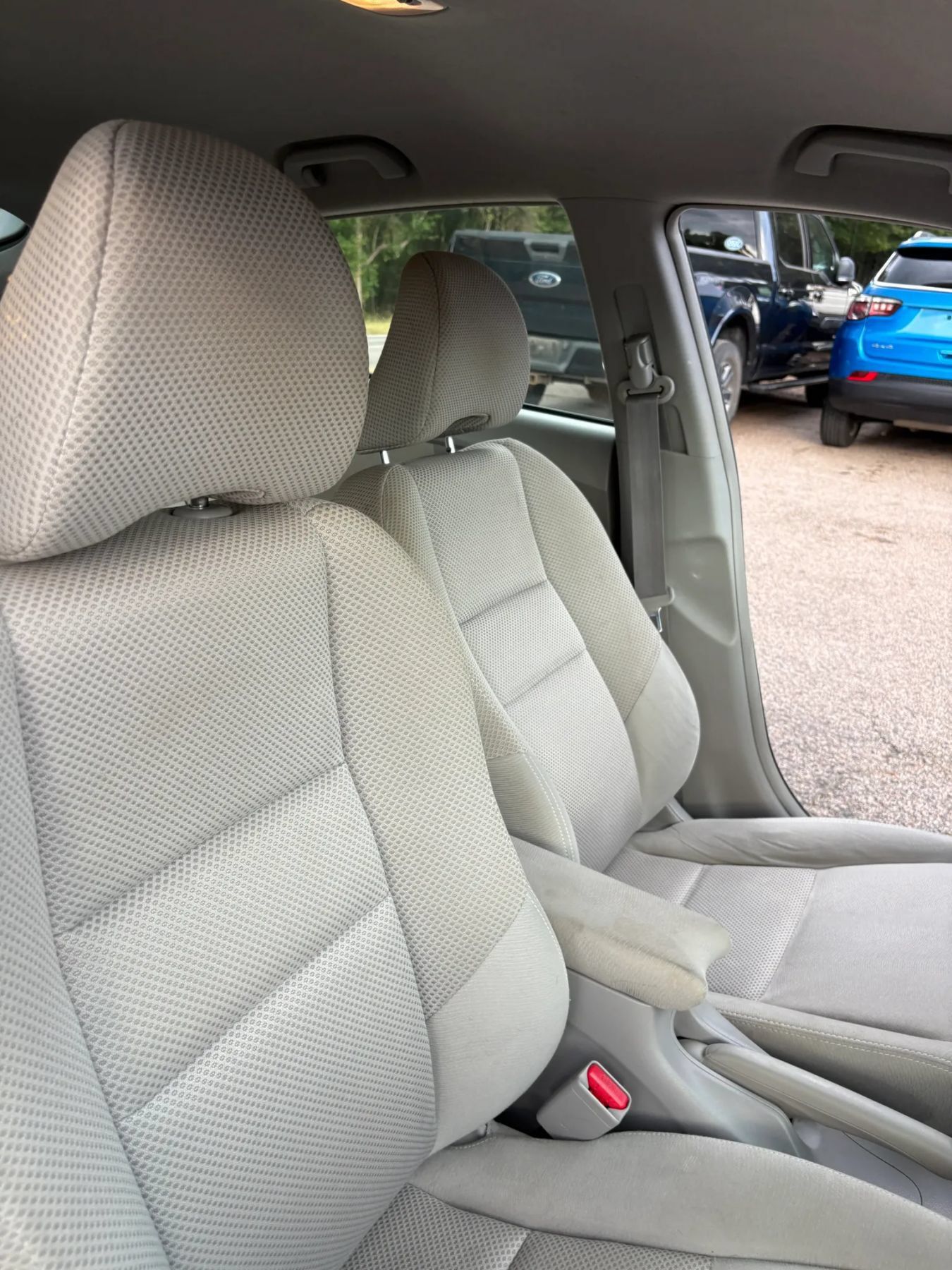 Used 2010 Honda Insight EX image 39