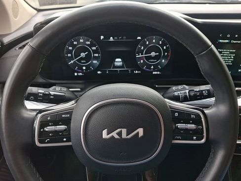 Used 2024 Kia Carnival SX Prestige FWD image 22