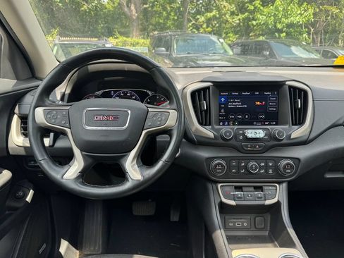 Used 2023 GMC Terrain Denali w/ Denali Premium Package AWD/4WD image 11