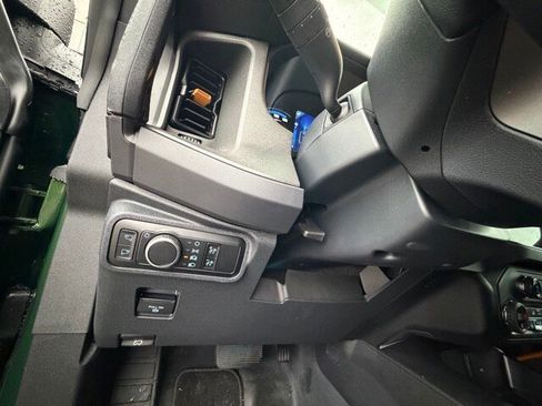 Certified 2024 Ford Bronco Badlands image 11