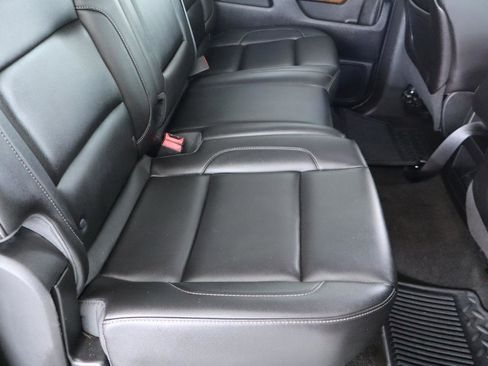 Used 2014 GMC Sierra 1500 SLT w/ SLT Crew Cab Value Package image 33