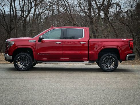 New 2026 GMC Sierra 1500 SLT AWD/4WD image 2