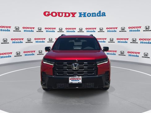 New 2026 Honda Pilot Sport image 3