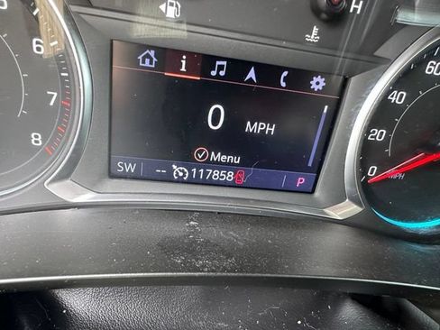 Used 2020 Chevrolet Traverse RS AWD/4WD image 10