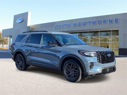 New 2025 Ford Explorer ST-Line w/ Premium Package