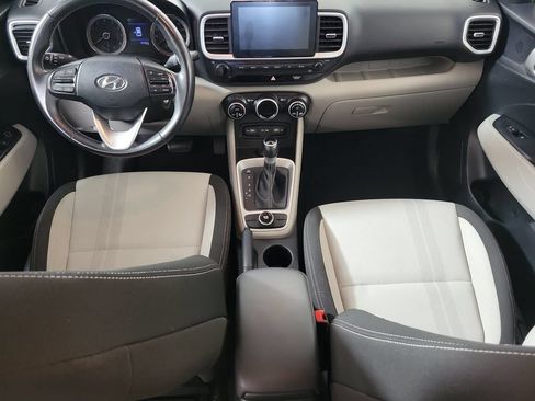 Used 2022 Hyundai Venue SEL w/ Cargo Package FWD image 14