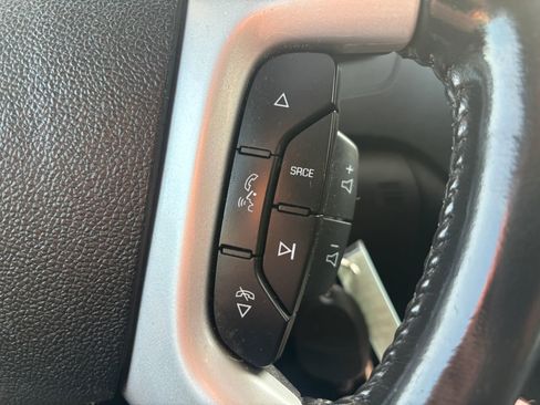 Used 2011 Chevrolet Traverse LT w/ Personal Connectivity Package AWD/4WD image 21