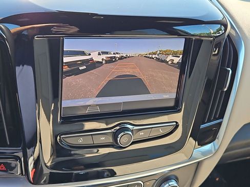 Certified 2023 Chevrolet Traverse LS FWD image 15