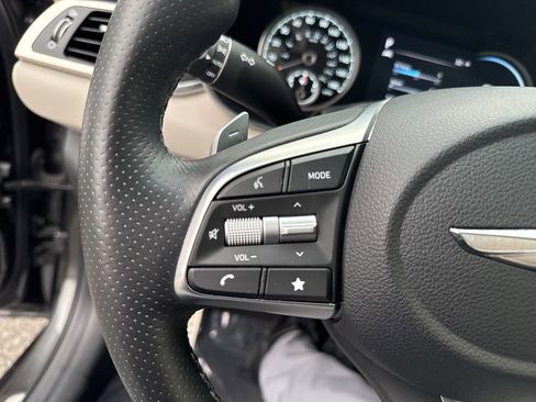 Used 2023 Genesis G70 3.3T w/ Sport Advanced Package image 41