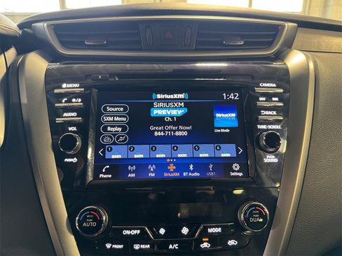 Used 2023 Nissan Murano SV image 17