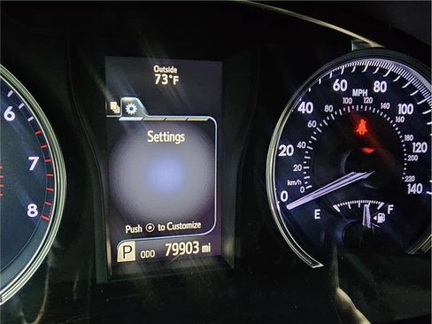 Used 2015 Toyota Camry XLE FWD image 17